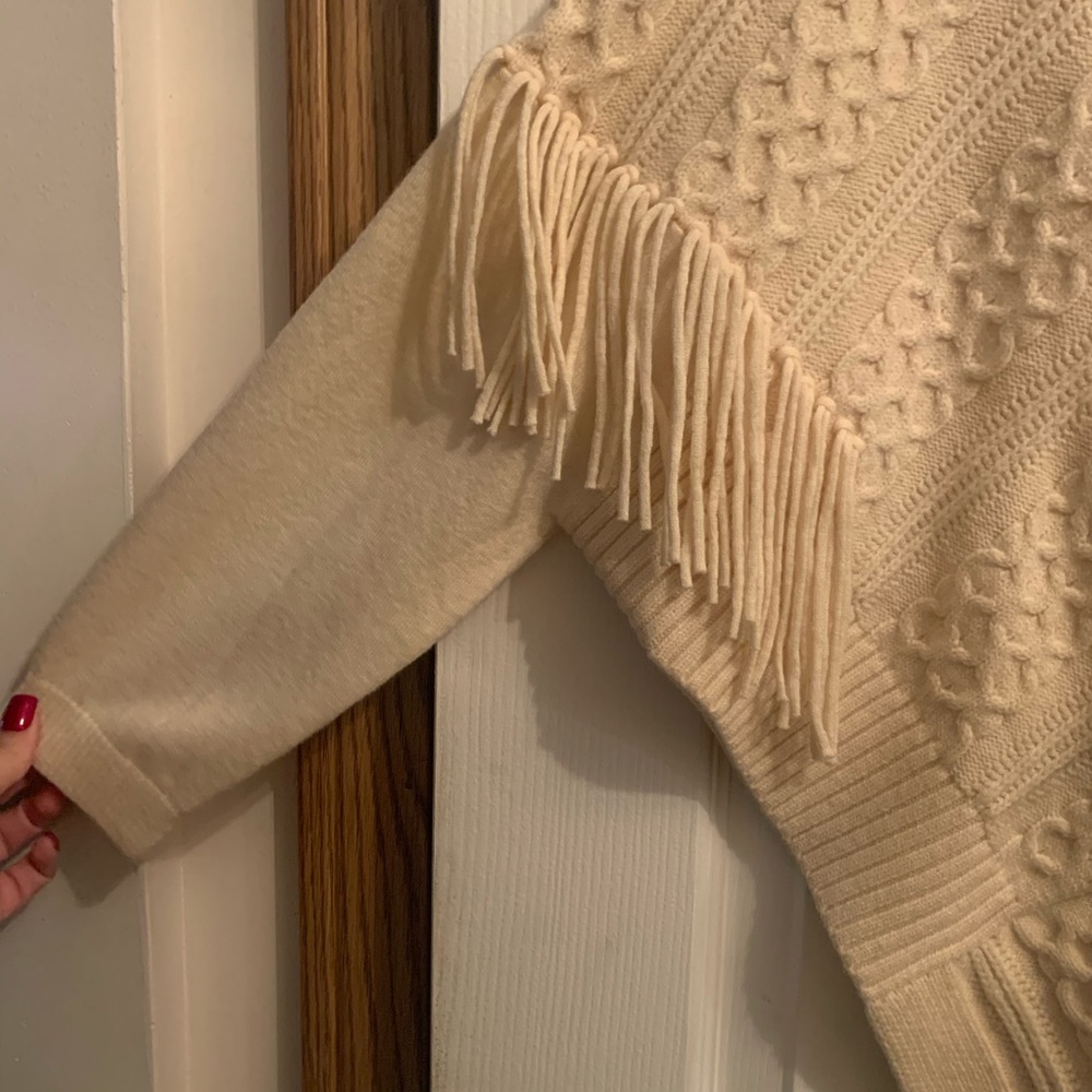 Karen Millen poncho-like sweater with fringe - Picture 2 of 5